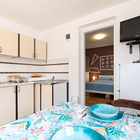 Apartment Linda 瓦比尼科 外观 照片